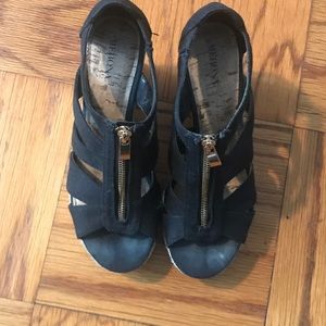Merona Black wedge shoes (size 8)